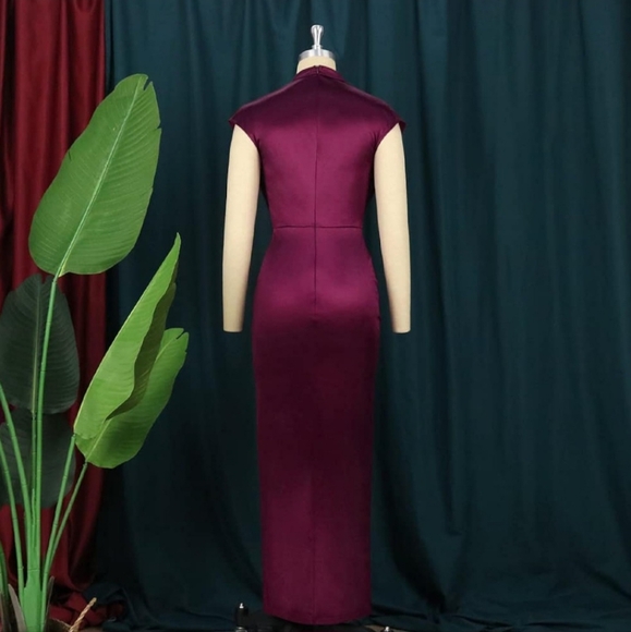 BRAND NEW Beautiful Burgundy Cocktail Dress - Picture 2 of 5